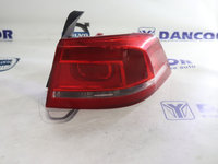 STOP DREAPTA VOLKSWAGEN PASSAT B7 AN 2011 SEDAN 3AE.945.096F