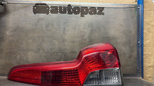 Stop dreapta Volvo V50 Facelift 2009 (defectu
