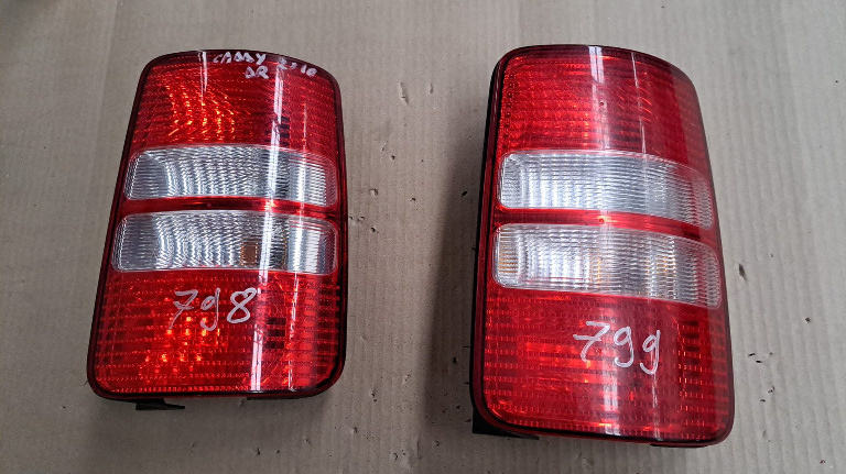 Stop dreapta VW Caddy cod 2K0945112A