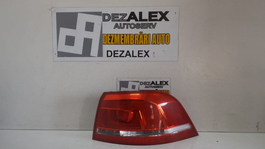 Stop dreapta VW Passat B7 Variant cod-3af945096c