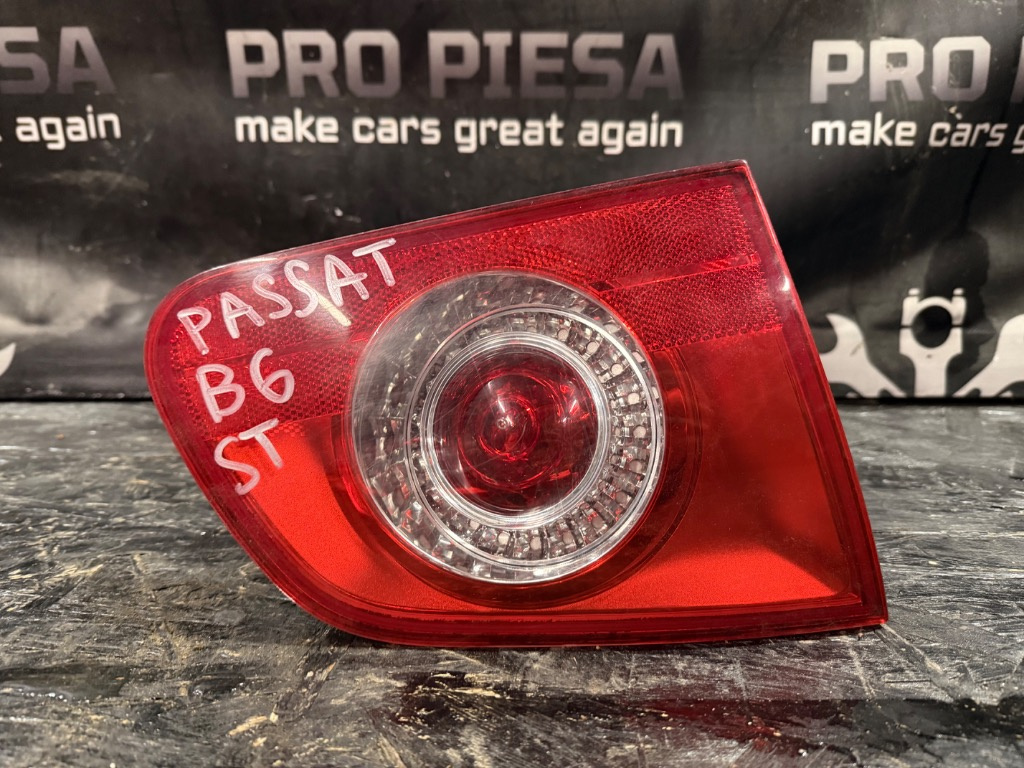 Stop lampa ceata Volkswagen Passat B6 - imagine 1