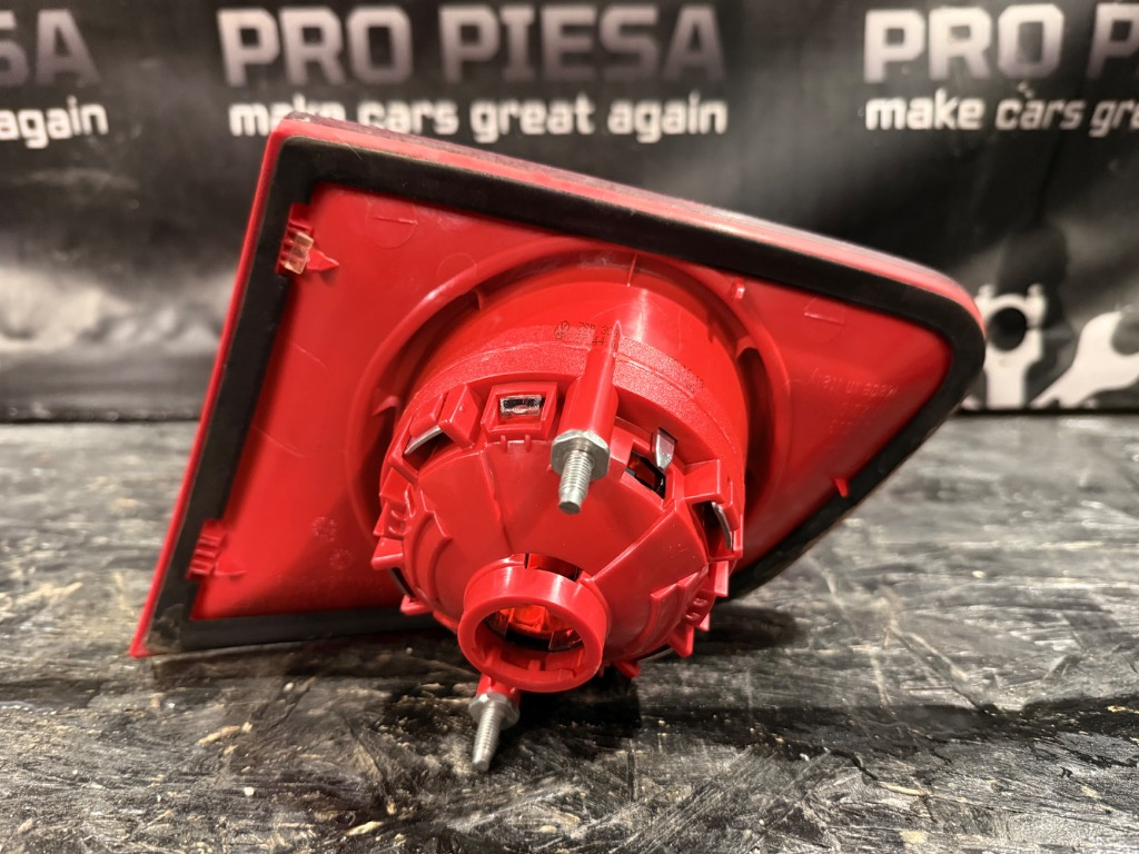 Stop lampa ceata Volkswagen Passat B6 - imagine 2