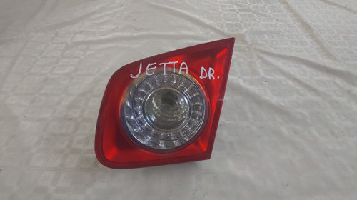 Stop Lampa Dreapta Led capota VW Jetta (2005-