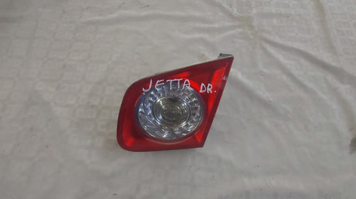 Stop Lampa Dreapta Led capota VW Jetta (2005-2010)