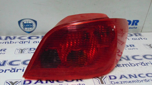 STOP / LAMPA DREAPTA SPATE PEUGEOT 307 / Hatc