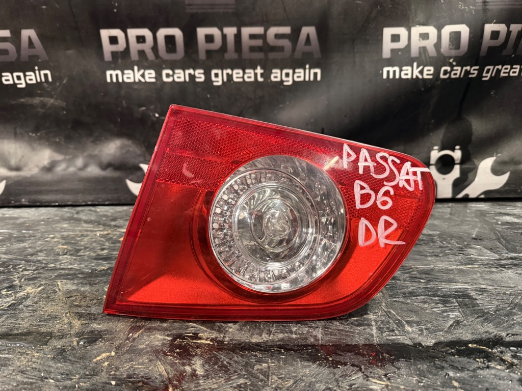 Stop lampa marsarier Volkswagen passat B6 - imagine 1