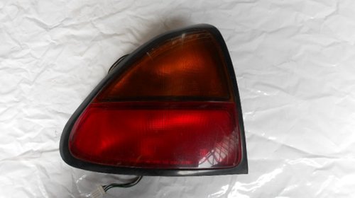 STOP / LAMPA STANGA SPATE Mazda 323 fab. 1996