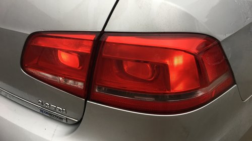 Stop / Lampa / Tripla Dreapta Aripa VW Passat
