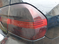 Stop Lampa Tripla Dreapta de pe Aripa Caroserie Fumurie BMW Seria 3 E90 2004 - 2008