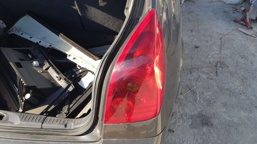 Stop Nissan Primera p12 Hatchback