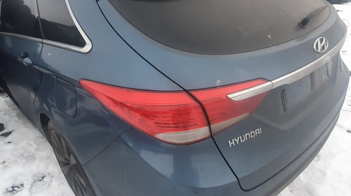 Stop partea stanga caroserie Hyundai i40 1.7c