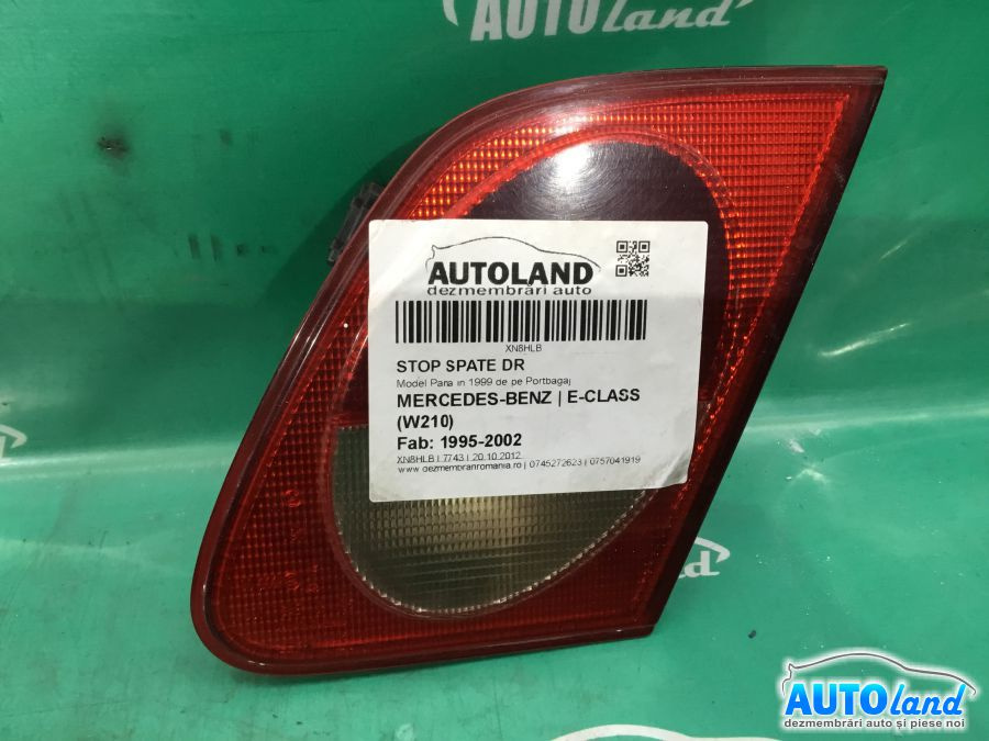 Stop Spate Dreapta A2108201064 Model Pana in 1999 de pe Portbagaj Mercedes-Benz E-CLASS W210 1995-2002