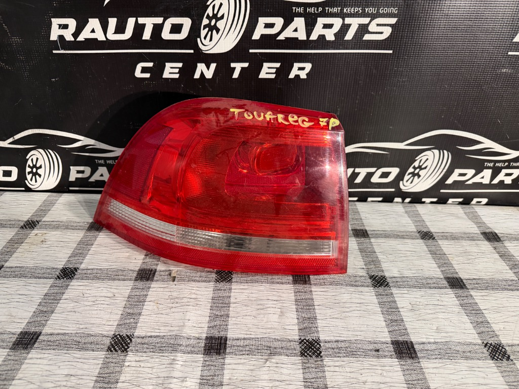 Stop stanga aripa Volkswagen Touareg 7P LED 2011/2012/2013/2014/2015