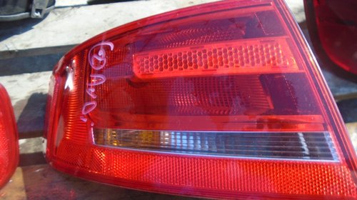 Stop stanga Audi A4 din 2010