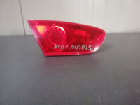 Stop stanga haion Seat Leon 1P Facelift an 2010 2011 2012 2013 cod 1P0945093F lampa tripla