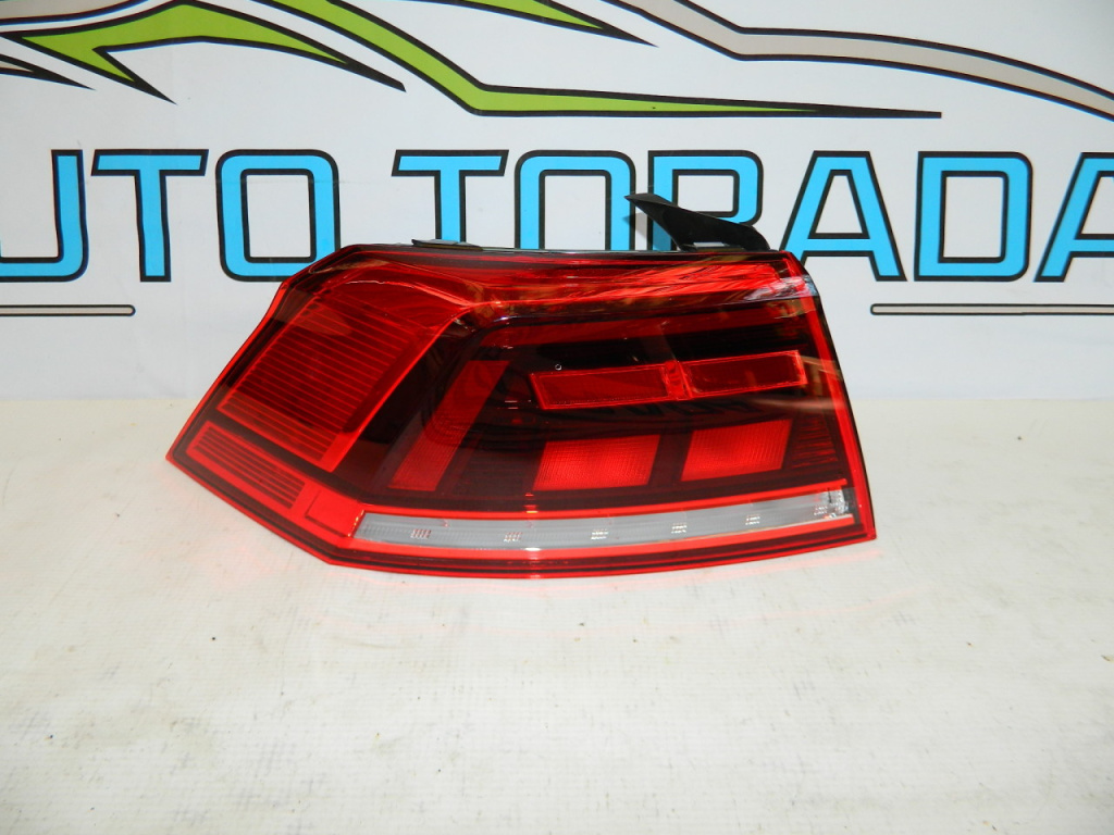 Stop stanga LED VW Passat B8 model 2020-