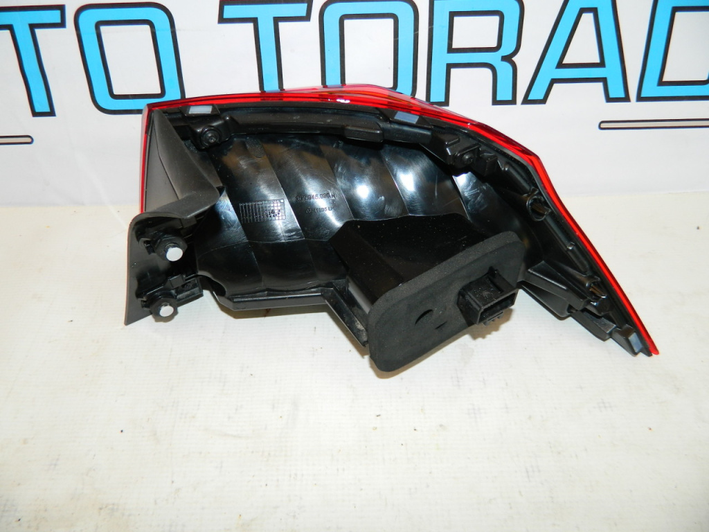 Stop stanga LED VW Passat B8 model 2020-