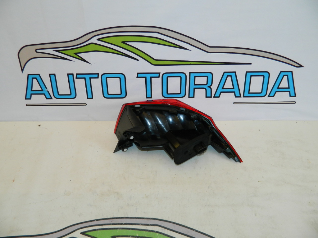 Stop stanga LED VW Passat B8 model 2020-