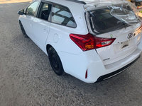 Stop stanga si piese toyota auris 2015 break combi din dezmembrari