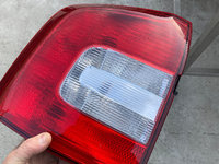 Stop stanga Skoda Octavia facelift break combi cu mic defect - vezi poza