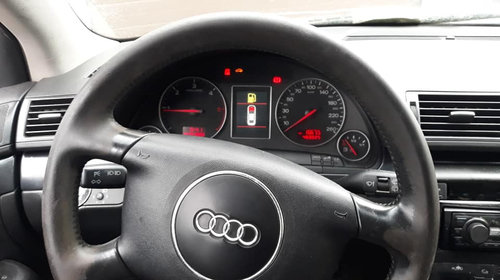 Stop stanga spate Audi A4 B6 2003 break 1,9l
