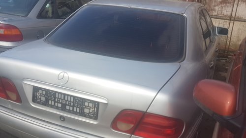 Stop stanga spate Mercedes E-CLASS W210 1996 Sedan 2.2