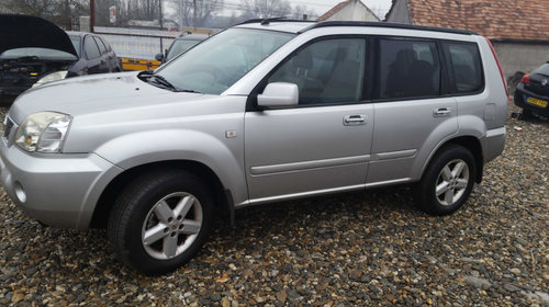 Stop stanga spate Nissan X-Trail 2005 suv 2.2