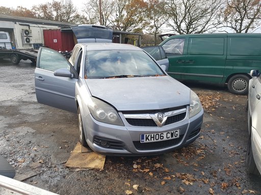 Stop stanga spate Opel Vectra C 2006 Break 1.9 CDT