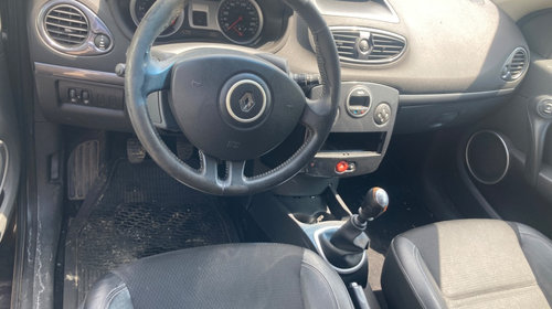 Stop stanga spate Renault Clio 3 2007 Hatchback 1.5 dCi