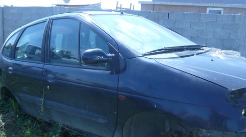 Stop stanga spate Renault Scenic 2001 hatchback 1.6 16 v