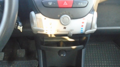 Stop stanga spate Toyota Aygo 2013 Hatchback 1.0