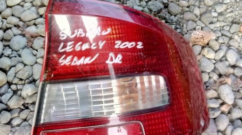 Stop tripla dreapta Subaru Legacy sedan 1997-