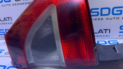 Stop Tripla Lampa Dreapta Aripa Caroserie Ford Galaxy 2006 - 2015 Cod 6M21-13N552-AC