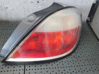 Stop tripla lampa dreapta opel astra h a04 159732r