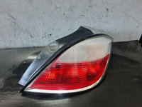 Stop tripla lampa dreapta opel astra h a04 24451837 00865302 159732r