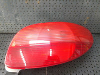 Stop tripla lampa dreapta peugeot 206 2531d