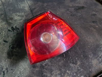 Stop tripla lampa dreapta spate Volkswagen Golf 5 an 2004-2008