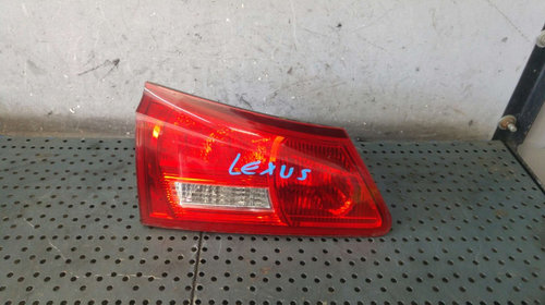 Stop tripla lampa stanga haion lexus is 10900