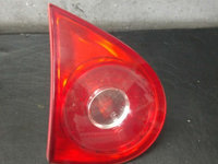 Stop tripla lampa stanga haion vw golf 5 1k 28509004 285001