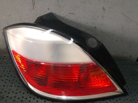 Stop tripla lampa stanga opel astra h a04 462141722 13252445