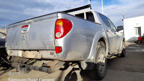 Stopuri Mitsubishi L200 2010 Pick-Up 2.5 diesel