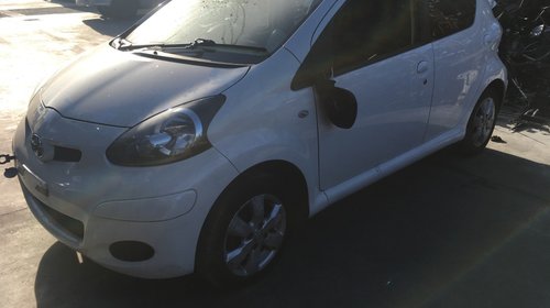 Stopuri Toyota Aygo 2011 hatchback 1.0