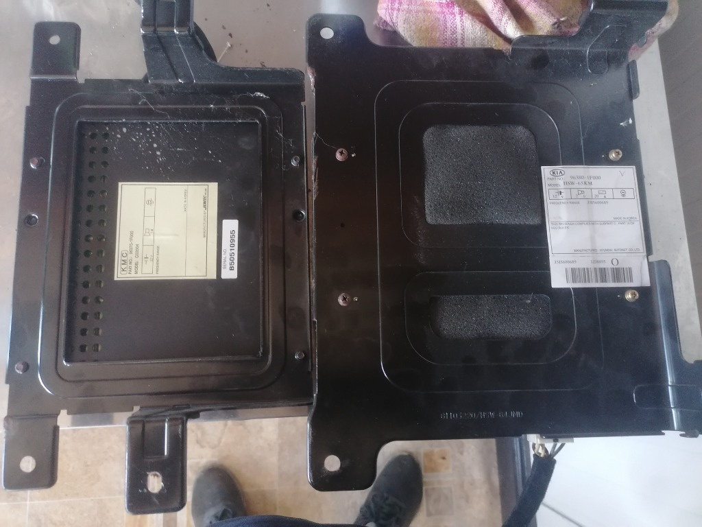 Subwoofer + amplificator Kia cod 96380 1