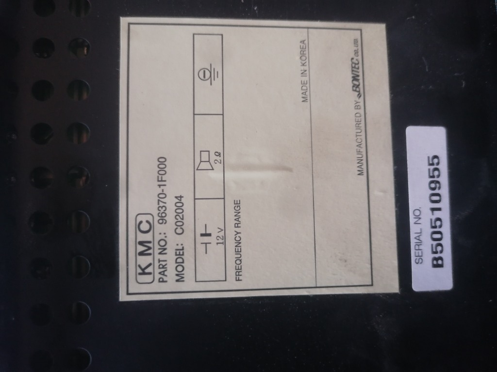Subwoofer + amplificator Kia cod 96380 1