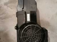 Subwoofer Bose 4G9 035 382 A pentru Audi A6 4G break