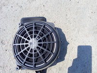 Subwoofer BOSE Audi A4 B7 / 8E5035412B