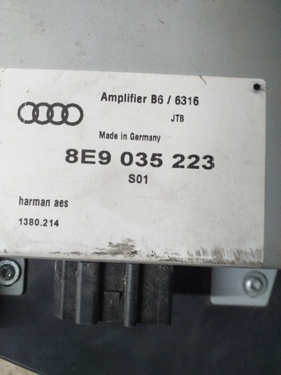 Subwoofer cu Amplificator Audi A4 B6, A4