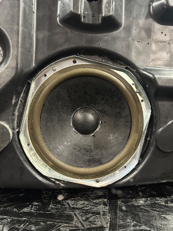 Subwoofer Jaguar XF 2008-2015 - Cod 8X23-18C805-CB (Bowers &amp; Wilkins / Meridian) - imagine 2