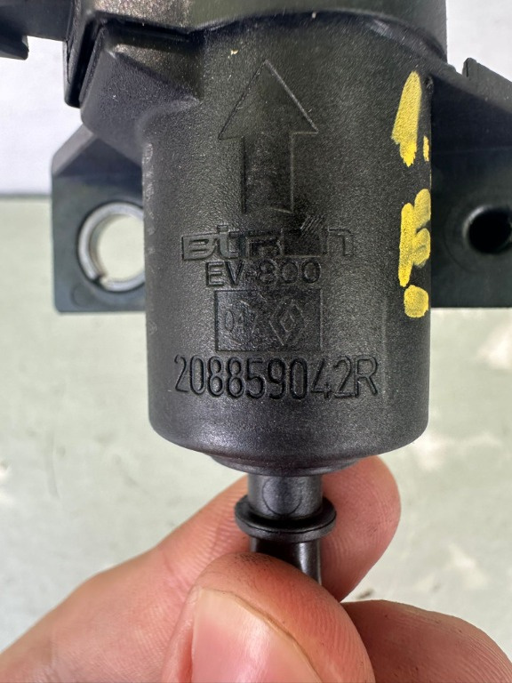 Supapa combustibil Dacia Duster 1.5 DCI 