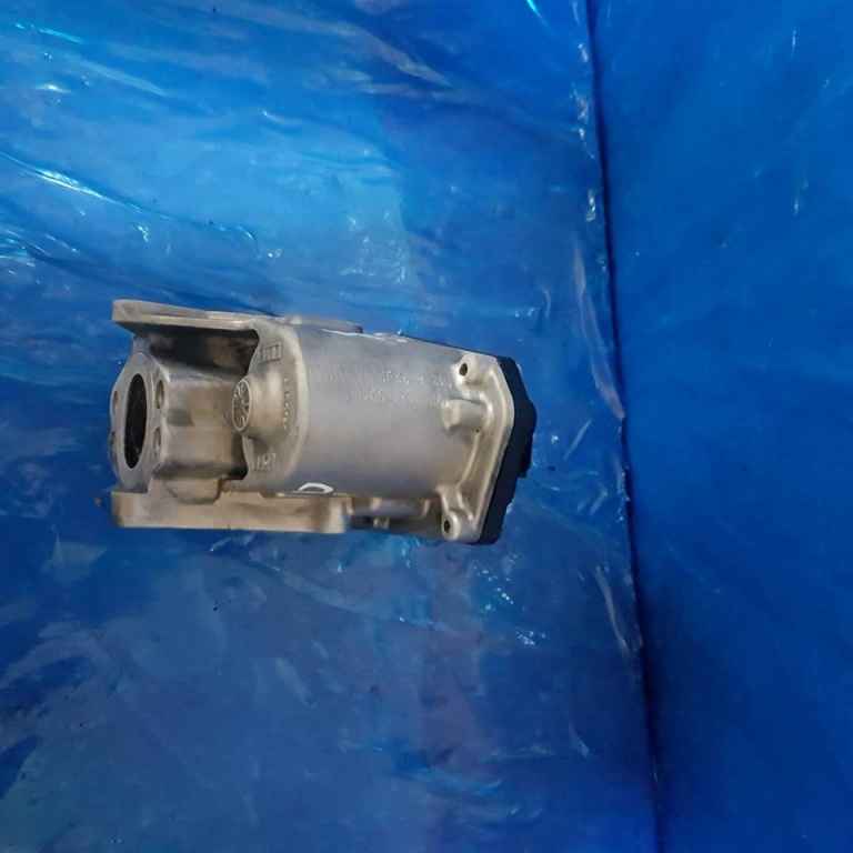 Supapa egr cod 03l131501e vw jetta 2.0 t